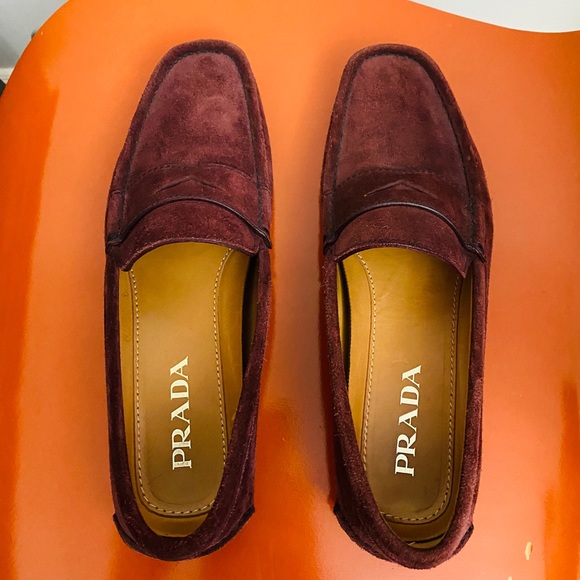 Prada Suede Loafers in Burgundy, size 7 UK (8 US) - Picture 3 of 5
